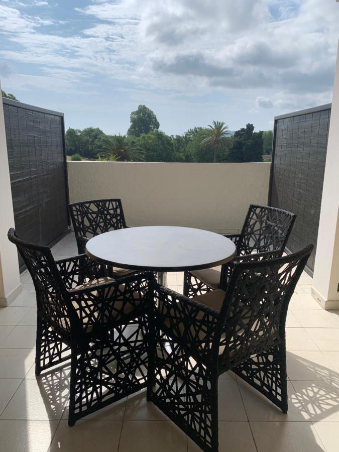 Appartement Grimaud Bord De Mer Ngoại thất bức ảnh