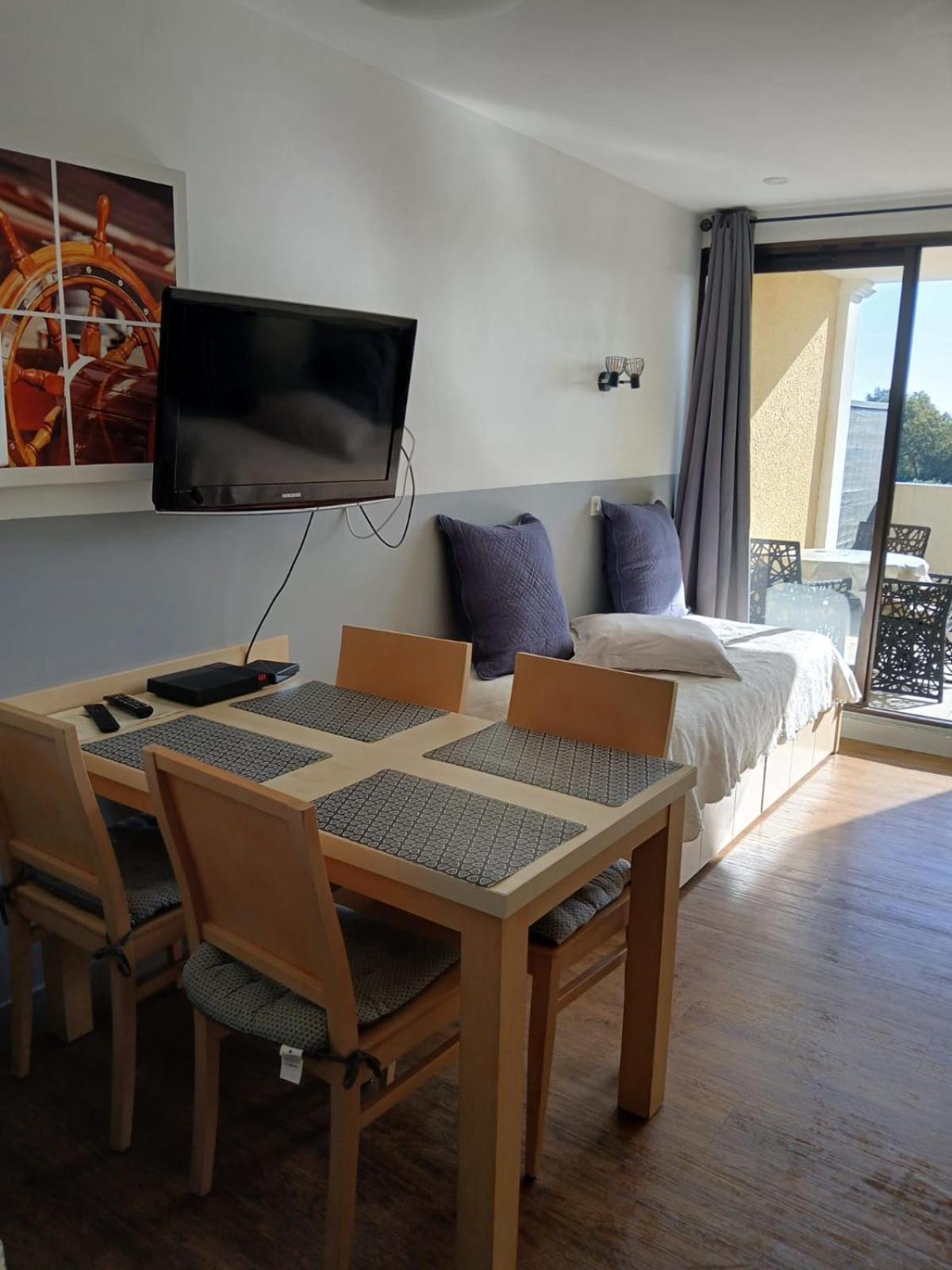 Appartement Grimaud Bord De Mer Ngoại thất bức ảnh